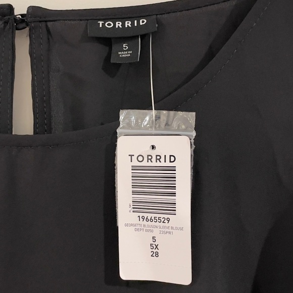 Torrid Georgette Blouson Sleeve Blouse Black 5X/28W, Corporate Goth Officewear - Picture 8 of 8